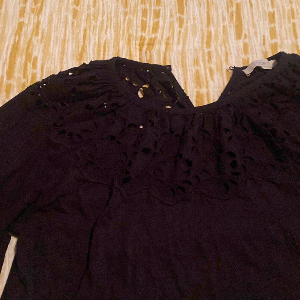 Black eyelet tee. Buttons in the back! - Picture 2 of 8